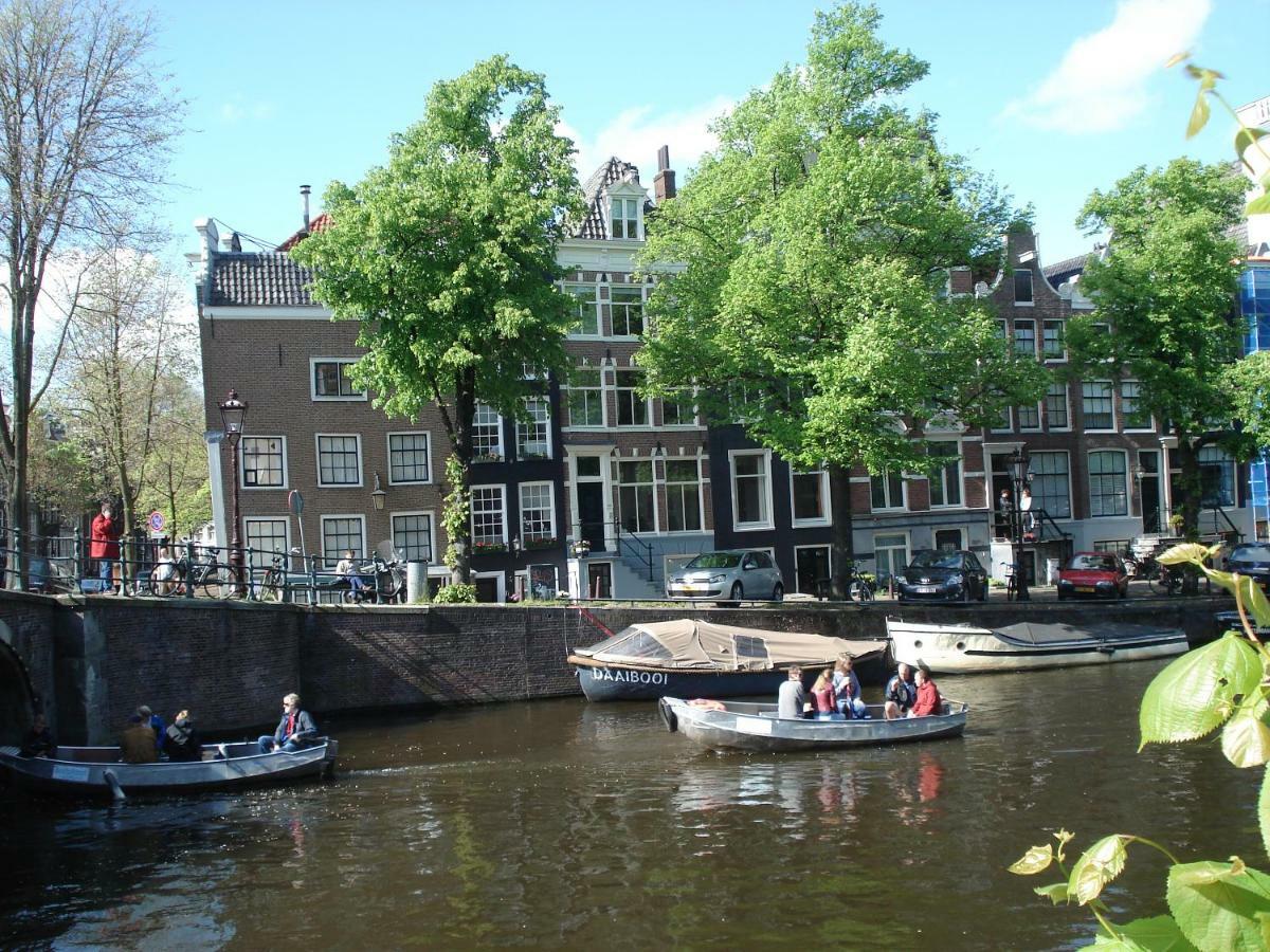 The Blue Stairs Bed & Breakfast Amsterdam Exterior photo