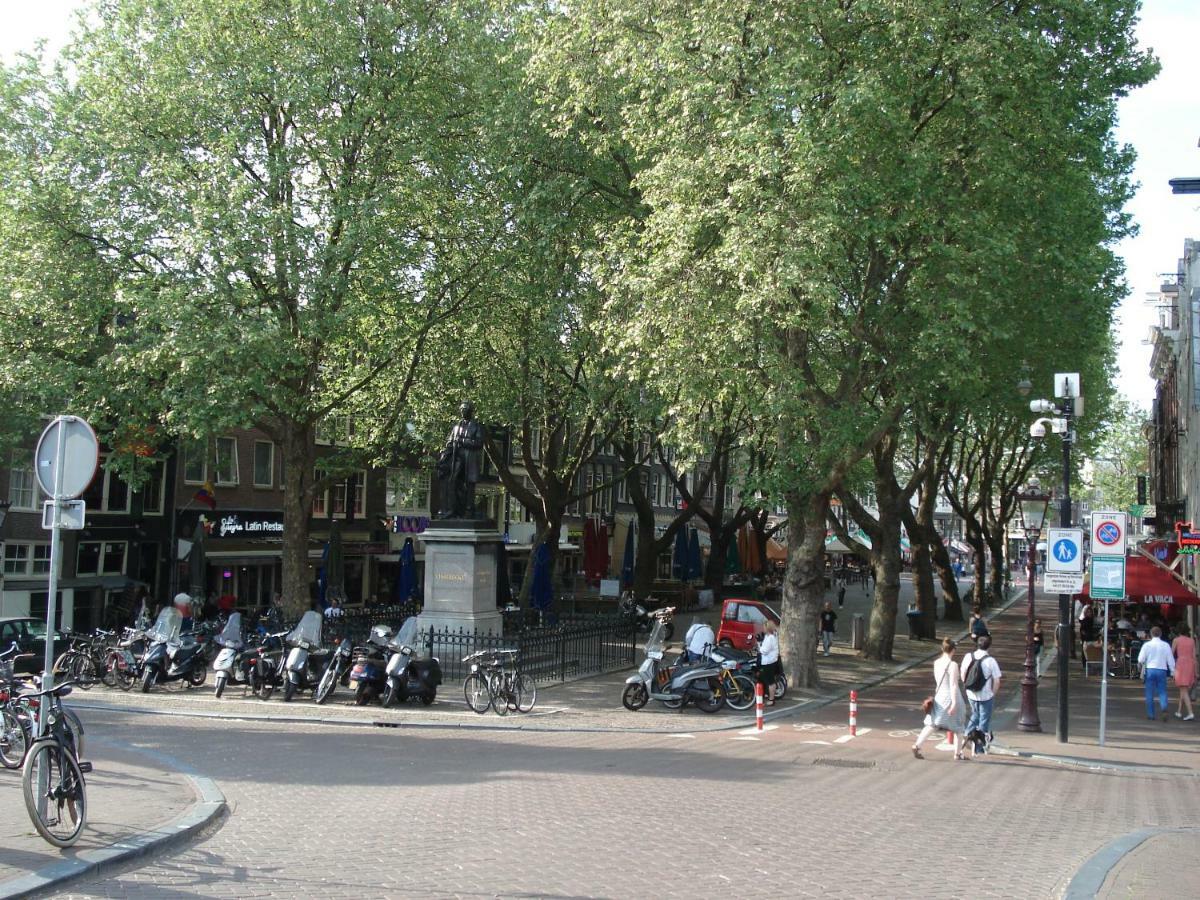 The Blue Stairs Bed & Breakfast Amsterdam Exterior photo